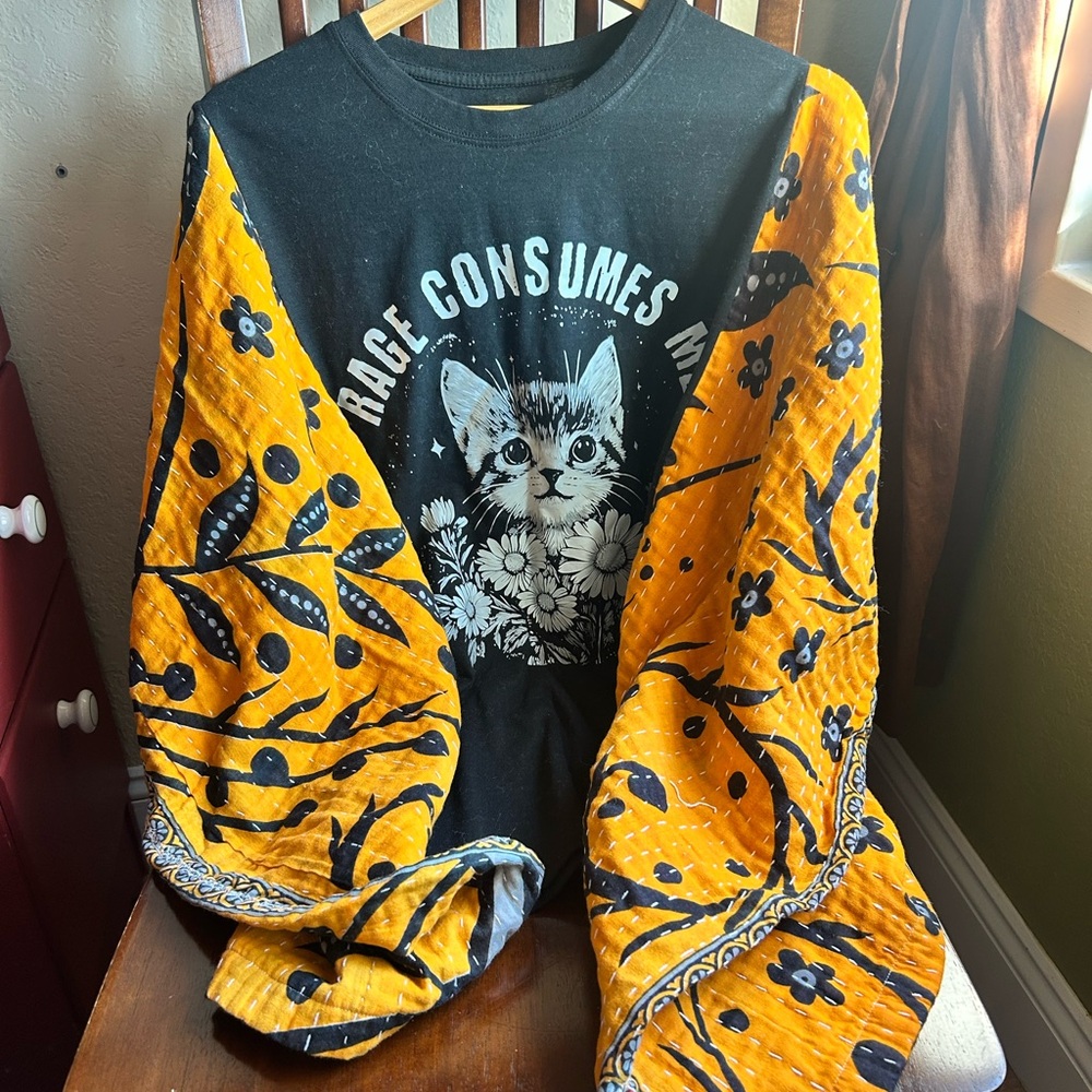 Black Cat Graphic Tee with Orange Floral KANTHA Kimono